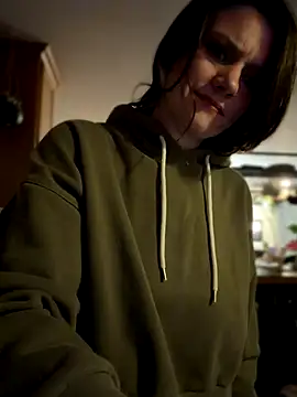 Snapshot of LadyLena1 chatting on 14, 12, 2025 LadyLena1 online show from 14, 12, 2025