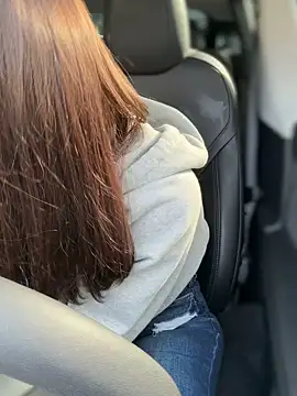 Snapshot of LadyLena1 chatting on 20, 12, 2025 LadyLena1 online show from 20, 12, 2025