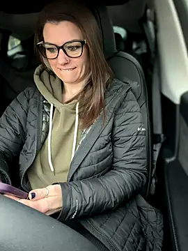 Snapshot of LadyLena1 chatting on 7, 1, 2026 LadyLena1 online show from 7, 1, 2026