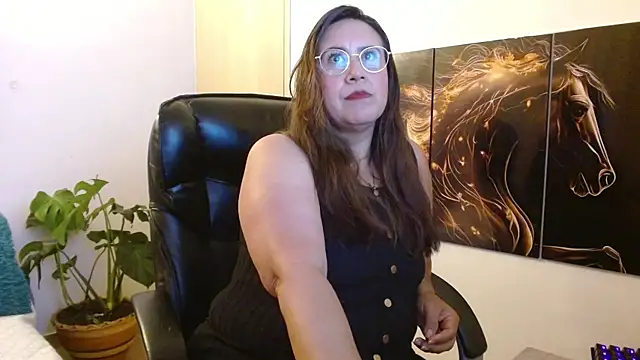 amalia brunette online show from 30, 4, 2026