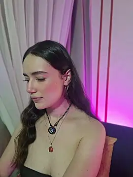 Kate Amaretto  online show from 17, 5, 2026