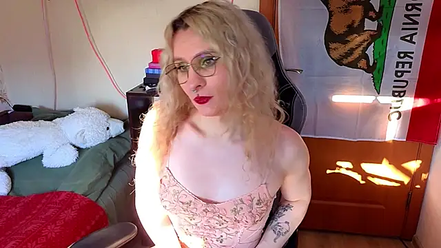 Snapshot of Lori_Myaf chatting on 18, 2, 2026 Lori Myaf online show from 18, 2, 2026