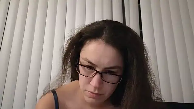 Lucy allison online show from 4, 2, 2025