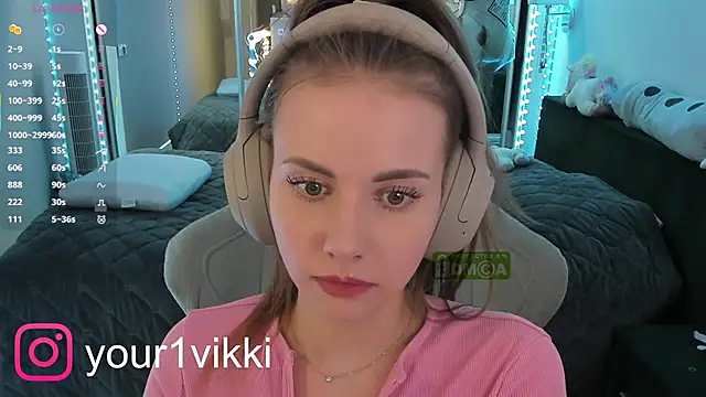 Snapshot of Vikki_Cheese chatting on 22, 2, 2025 Vikki Cheese online show from 22, 2, 2025