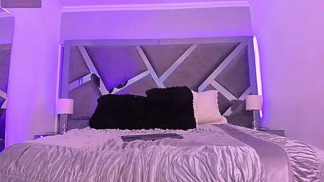 JulietaHazze online show from 27, 2, 2025