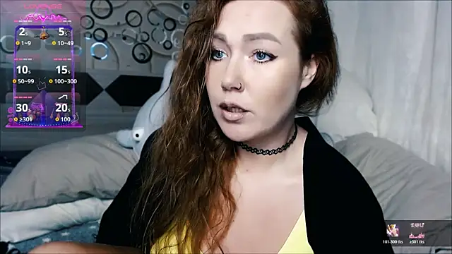 Snapshot of tia_meow chatting on 8, 11, 2025 tia meow online show from 8, 11, 2025