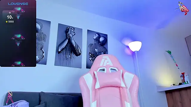sophia willians online show from 2, 1, 2025