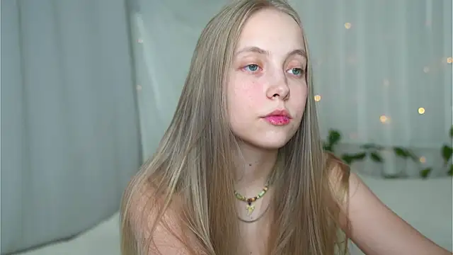Snapshot of _Appr0ved_ chatting on 21, 3, 2025 Appr0ved online show from 21, 3, 2025