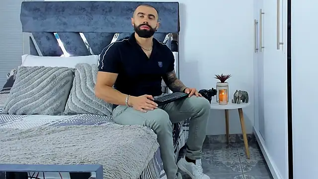 Zack Froone online show from 24, 11, 2025