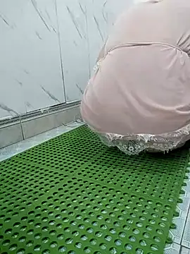 I AM NOT A SLUT online show from 10, 1, 2025