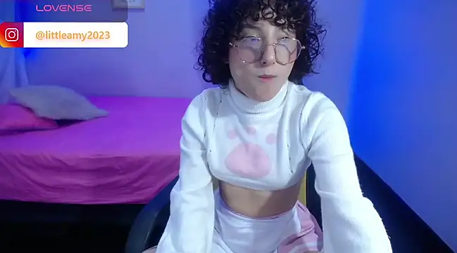 little  amy  online show from 5, 1, 2025