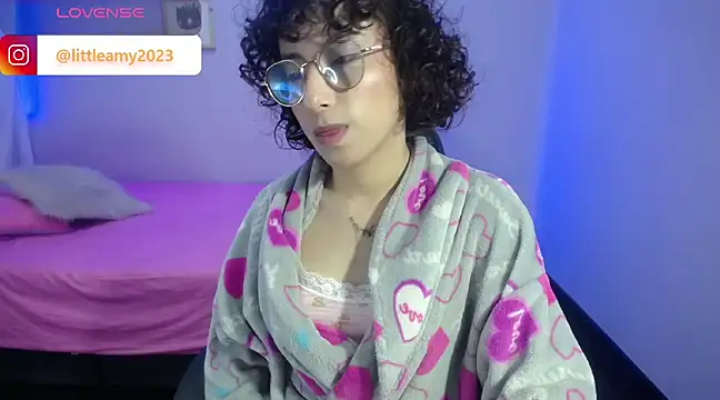 little  amy  online show from 6, 1, 2025
