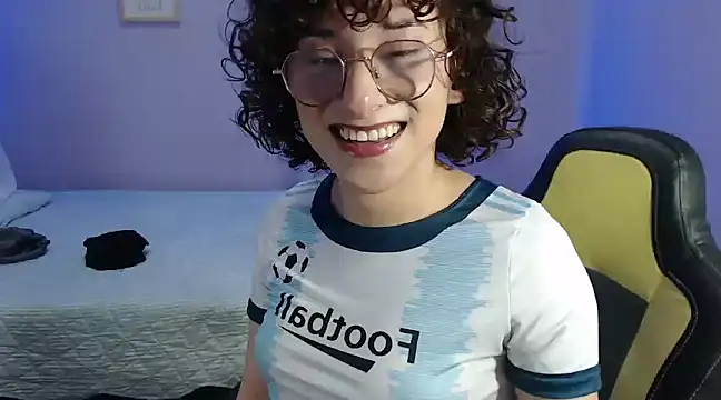 little  amy  online show from 26, 1, 2025