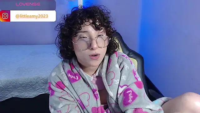 little  amy  online show from 30, 1, 2025