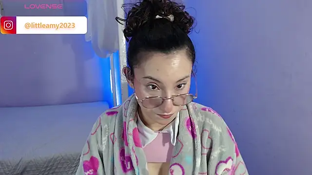 little  amy  online show from 19, 3, 2025