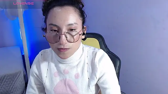 little  amy  online show from 21, 3, 2025