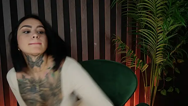 Kleeopatra  online show from 8, 3, 2025