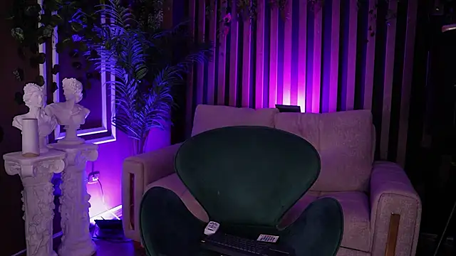 Kleeopatra  online show from 7, 10, 2025