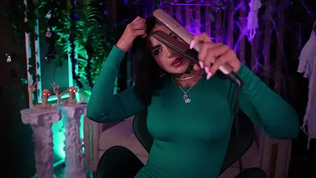 Kleeopatra  online show from 9, 10, 2025