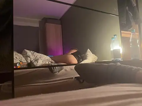 sissybitchx online show from 26, 2, 2026