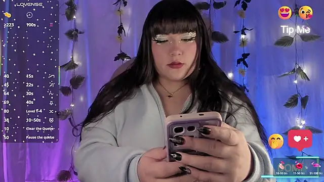 Snapshot of limoncito_blossom chatting on 9, 11, 2025 limoncito blossom online show from 9, 11, 2025