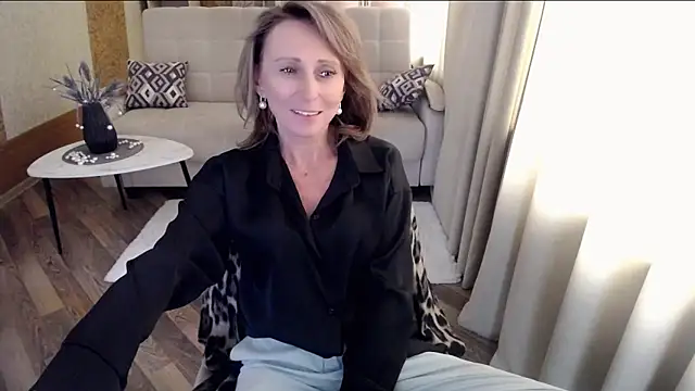 HornyMilf 777 online show from 2, 3, 2025