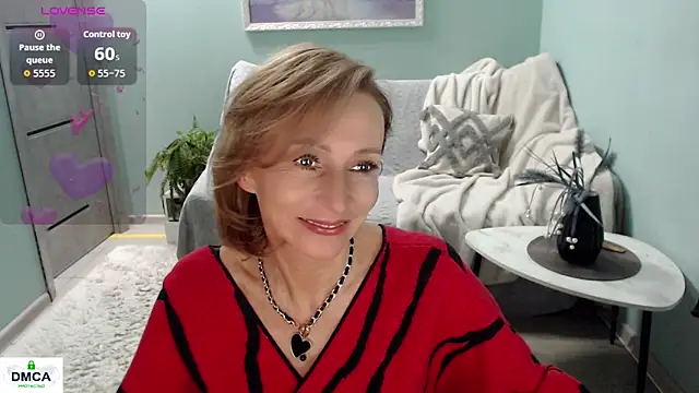 Snapshot of HornyMilf_777 chatting on 21, 4, 2026 HornyMilf 777 online show from 21, 4, 2026
