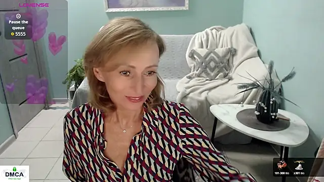 Snapshot of HornyMilf_777 chatting on 25, 5, 2026 HornyMilf 777 online show from 25, 5, 2026