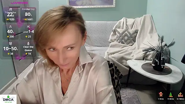 Snapshot of HornyMilf_777 chatting on 29, 5, 2026 HornyMilf 777 online show from 29, 5, 2026