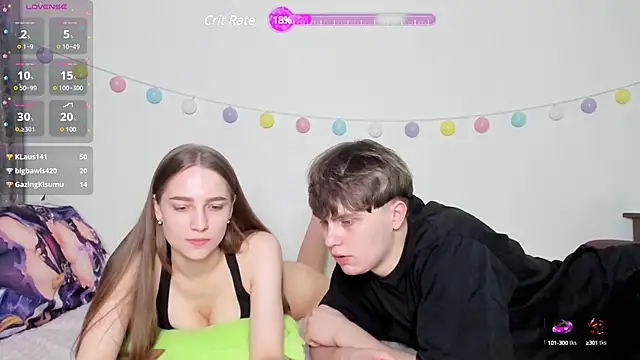 Emily and Ilumi online show from 27, 1, 2025