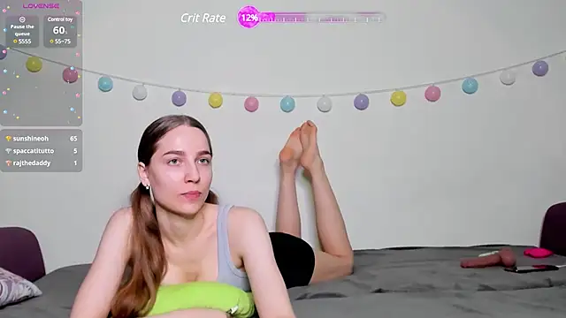 Emily and Ilumi online show from 17, 2, 2025