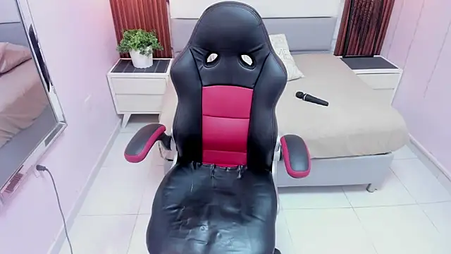 MILEY JOAS2 online show from 3, 3, 2026