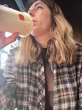 MommmyYummy online show from 13, 3, 2025