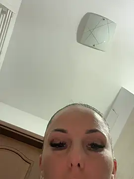 Snapshot of Carla_Angel chatting on 22, 7, 2026 Carla Angel online show from 22, 7, 2026