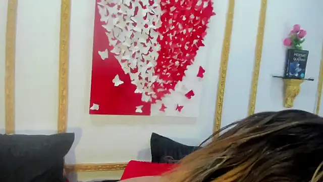 Snapshot of CandyQueenGold chatting on 1, 3, 2025 CandyQueenGold online show from 1, 3, 2025