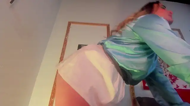 Snapshot of CandyQueenGold chatting on 3, 3, 2025 CandyQueenGold online show from 3, 3, 2025