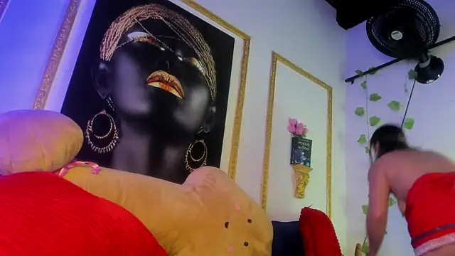 Snapshot of CandyQueenGold chatting on 16, 3, 2025 CandyQueenGold online show from 16, 3, 2025