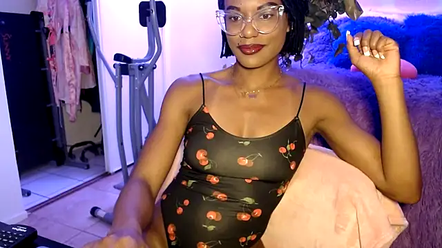 Snapshot of CocoSage chatting on 11, 5, 2026 CocoSage online show from 11, 5, 2026