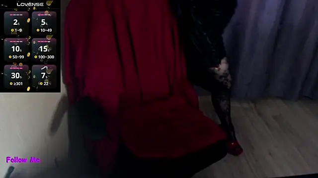 Snapshot of mia-joy chatting on 4, 4, 2026 mia-joy online show from 4, 4, 2026