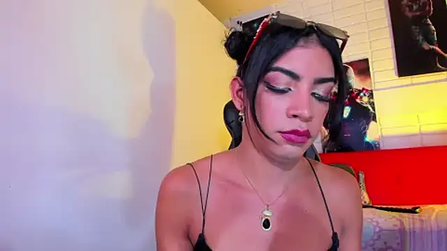 Alahia Rodriguez online show from 6, 2, 2025