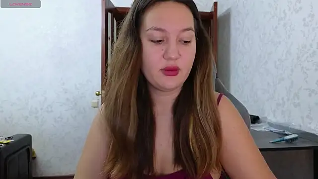 Nelly Fischer online show from 8, 8, 2026