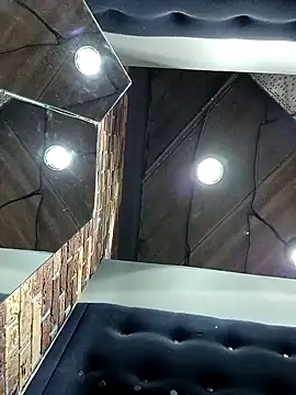 Snapshot of Ulyana72882 chatting on 7, 1, 2025 Ulyana72882 online show from 7, 1, 2025