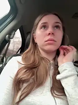 Snapshot of MilissaSee chatting on 3, 3, 2025 MilissaSee online show from 3, 3, 2025