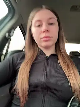 Snapshot of MilissaSee chatting on 4, 3, 2025 MilissaSee online show from 4, 3, 2025