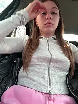 Snapshot of MilissaSee chatting on 5, 3, 2025 MilissaSee online show from 5, 3, 2025