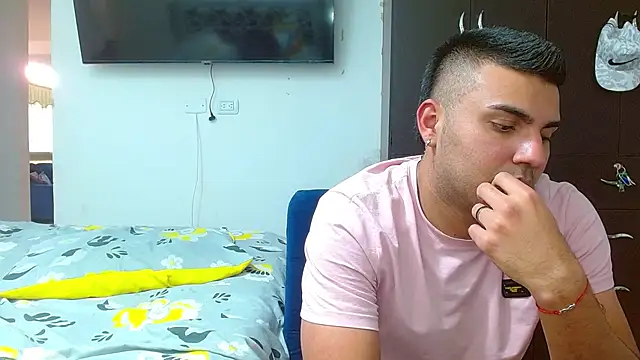 2ScarletandRyan8 online show from 18, 12, 2024