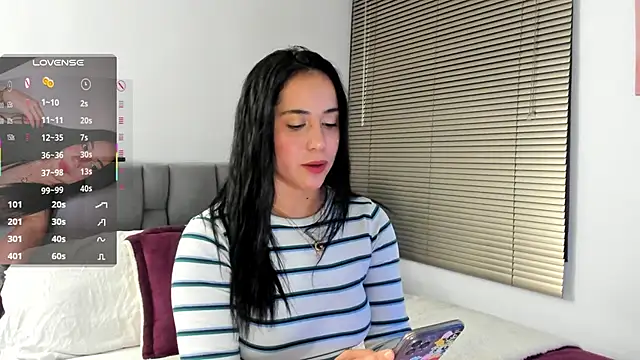 Snapshot of Gigi-bom chatting on 22, 11, 2025 Gigi-bom online show from 22, 11, 2025