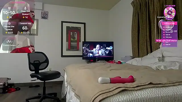 Snapshot of SexyRed247365 chatting on 30, 9, 2025 SexyRed247365 online show from 30, 9, 2025