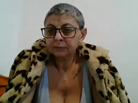 roseblak42 online show from 6, 2, 2025