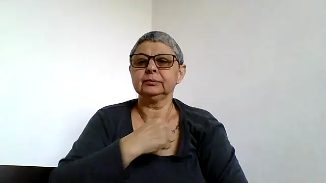 roseblak42 online show from 3, 5, 2026
